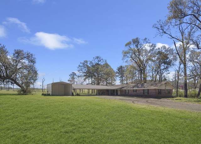 Property at 1787 Hwy 190 St E, Jasper, TX 75951, 5 beds, 3 baths