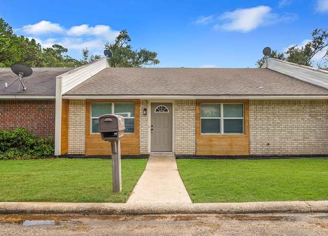 Property at 709 Collier St, Jasper, TX 75951, 2 beds, 2 baths