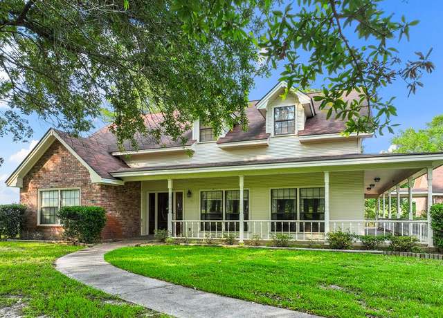 Property at 3017 US Highway 96, Jasper, TX 75951, 3 beds, 3.5 baths