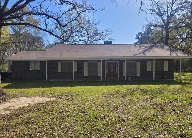 Property at 196 Mckindree Rd, Lufkin, TX 75901, 3 beds, 2 baths
