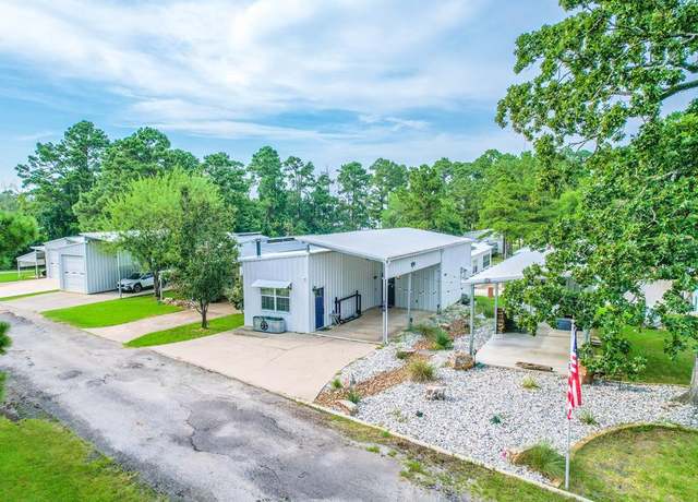 Property at 148 Holly St, Zavalla, TX 75980, 1 bed, 1 bath