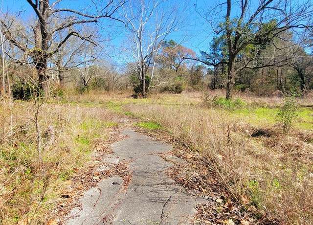 Property at 112 S Broadway, Kennard, TX 75847