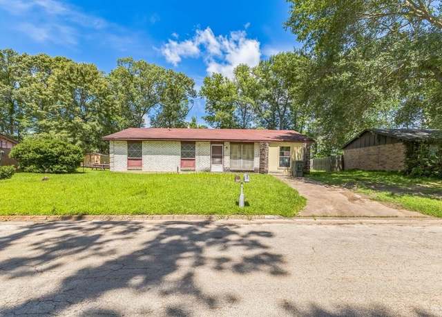Property at 3314 Brook Holw, Nacogdoches, TX 75964, 3 beds, 1.5 baths