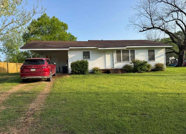 Property at 800 Lower Arcadia Rd, Center, TX 75935, 3 beds, 1 bath
