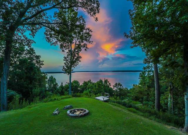 Property at 169 Cheyenne St, Zavalla, TX 75980, 4 beds, 2.5 baths