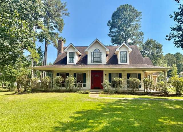 Property at 160 Erwin St, Hemphill, TX 75948, 4 beds, 2.5 baths