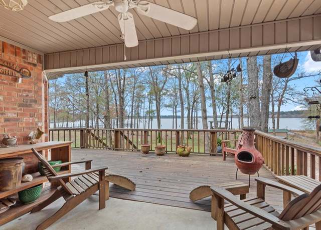 Property at 1448 Sandy Creek Dr, Hemphill, TX 75948, 4 beds, 2.5 baths