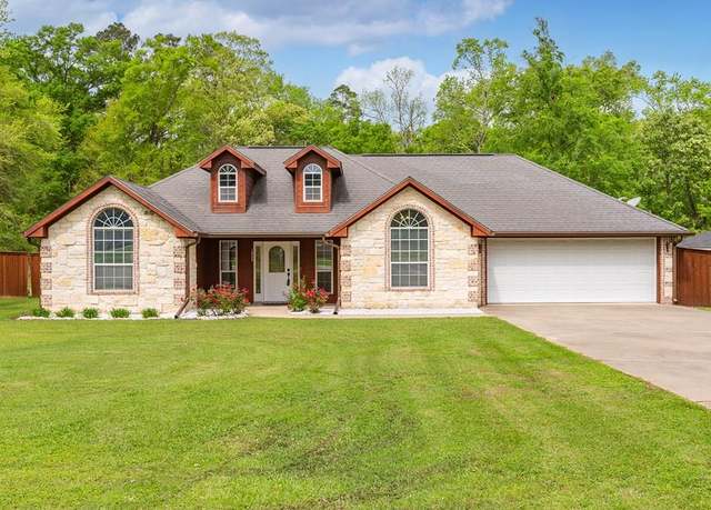 Property at 1908 Fuller Springs Dr, Lufkin, TX 75901, 3 beds, 2 baths
