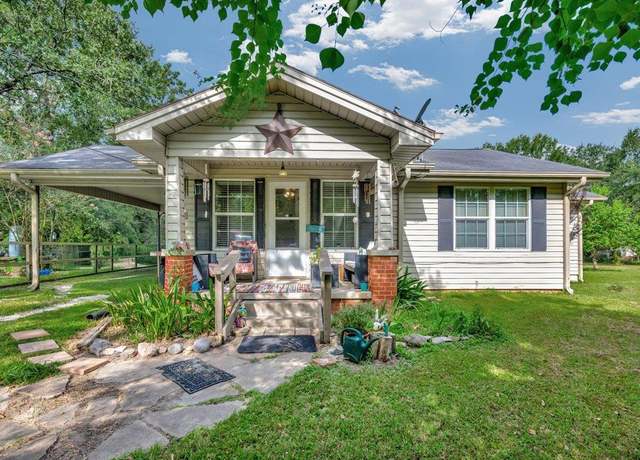 Property at 635 Oscar Berry Rd, Lufkin, TX 75904, 3 beds, 1 bath