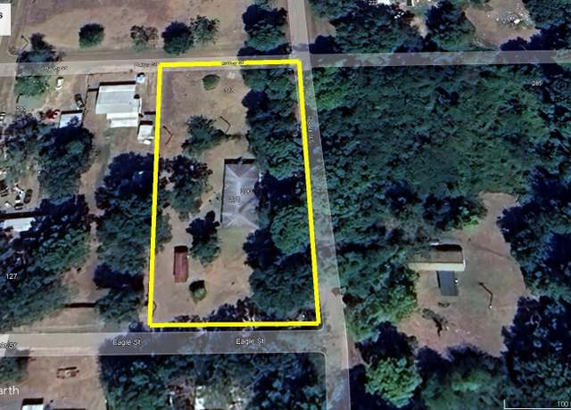 Property at 278 S Hosack St, Bronson, TX 75930, 3 beds, 2 baths