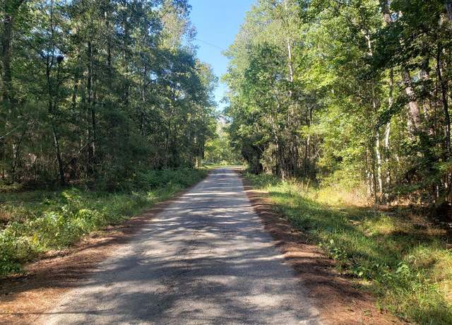 Property at 5 AC Bronx Rd, Saratoga, TX 77585