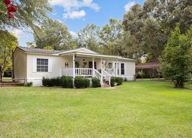Property at 2455 Cr 2707, Alto, TX 75925, 3 beds, 2 baths
