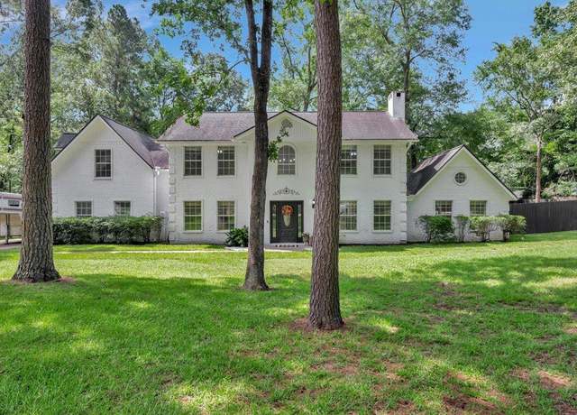 Property at 107 Bending Oak Dr, Lufkin, TX 75904, 4 beds, 2.5 baths