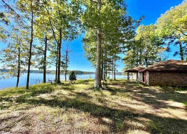 Property at 122 Isle Dr, Hemphill, TX 75948, 2 beds, 1 bath