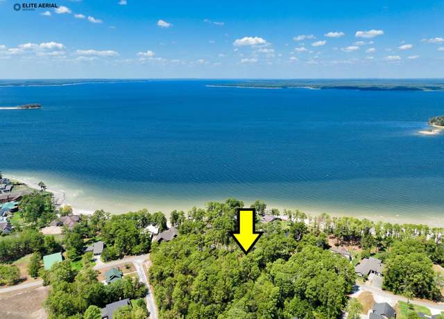 Property at 41 Beachrock Dr, Brookeland, TX 75931