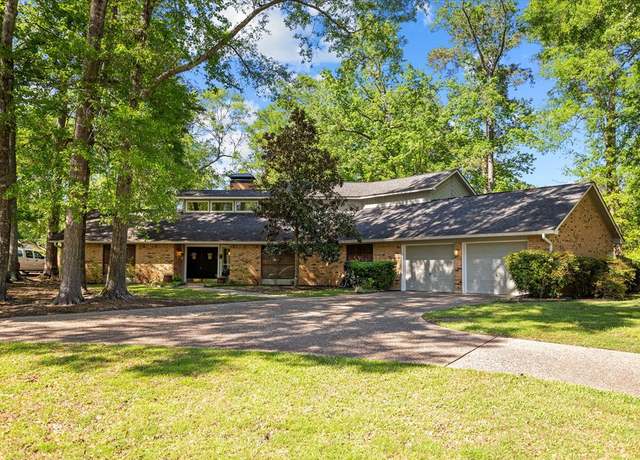 Property at 1511 Cherry Hill Dr, Lufkin, TX 75904, 4 beds, 3 baths