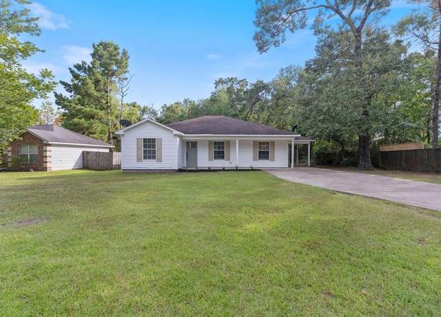 Property at 106 Oakwood Dr, Lufkin, TX 75901, 4 beds, 2 baths
