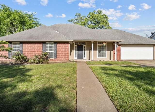 Property at 126 Lewellin Pl, Lufkin, TX 75904, 3 beds, 2 baths