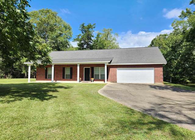 Property at 515 N 4th St, Timpson, TX 75975, 3 beds, 2 baths