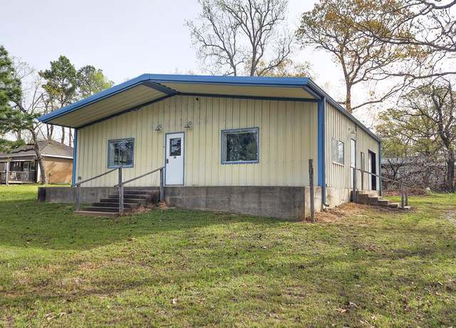 Property at 906 Fm 356, Onalaska, TX 77360, 2 beds, 0.5 baths