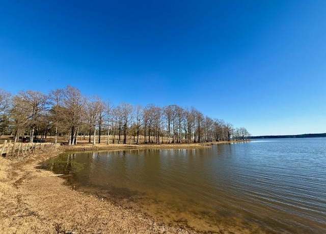 Property at 390 Bragg Dr, Milam, TX 75959