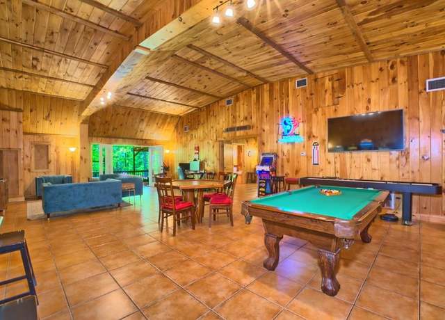 Property at 590 Angela Ln, Hemphill, TX 75948, 3 beds, 2 baths