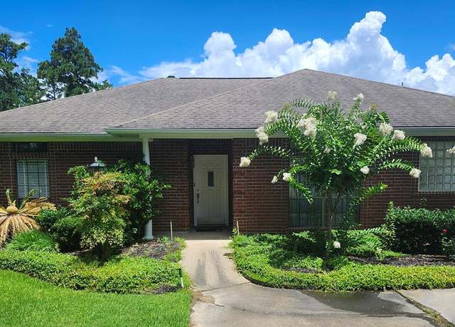Property at 420 Winged Foot Dr, Lufkin, TX 75901, 3 beds, 2 baths