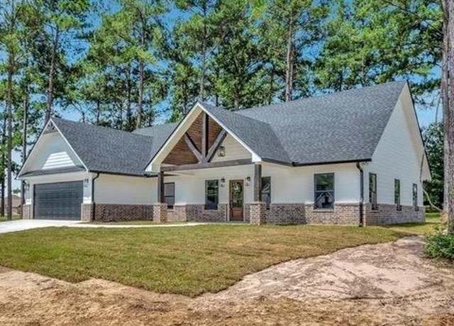 Property at 107 Magnolia, Diboll, TX 75941, 3 beds, 2 baths