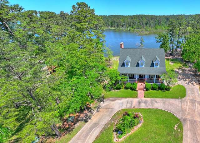 Property at 271 Northview Dr, Brookeland, TX 75931, 5 beds, 3.5 baths