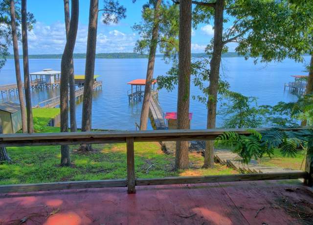 Property at 505 Sparrow Ln, Hemphill, TX 75948, 2 beds, 2 baths