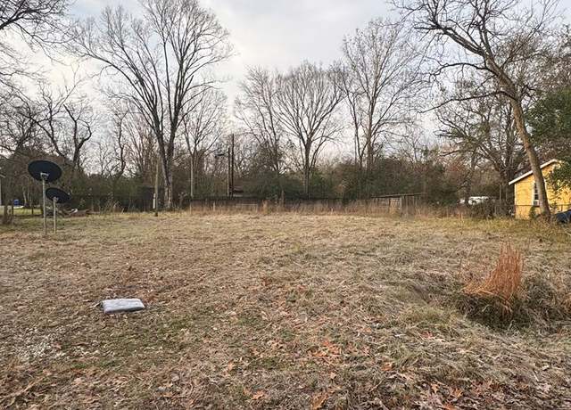 Property at 279 Maple St, Huntington, TX 75949