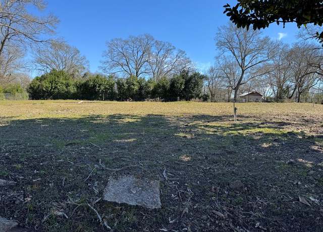 Property at 613 3rd St, Nacogdoches, TX 75961
