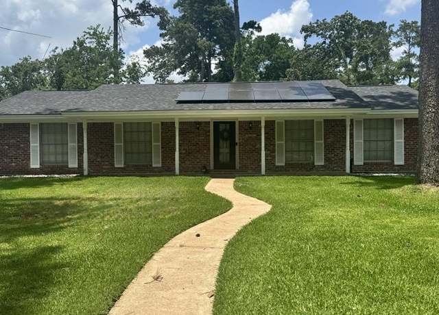 Property at 1514 Wildbriar Dr, Lufkin, TX 74904, 3 beds, 2 baths