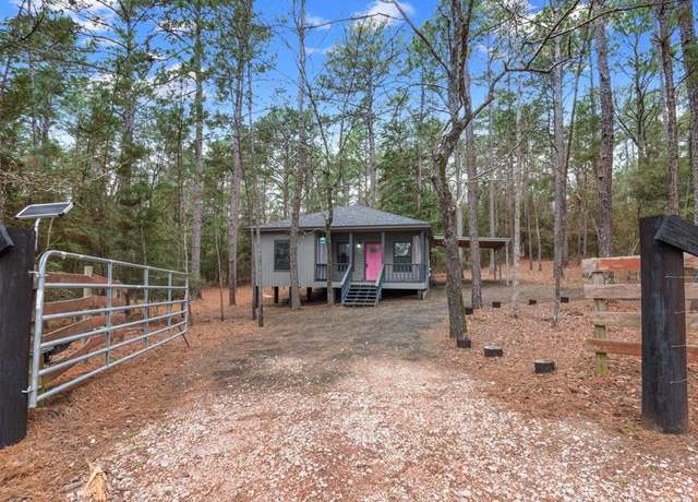 Property at 870 County Road 3345, Colmesneil, TX 75938, 2 beds, 2 baths