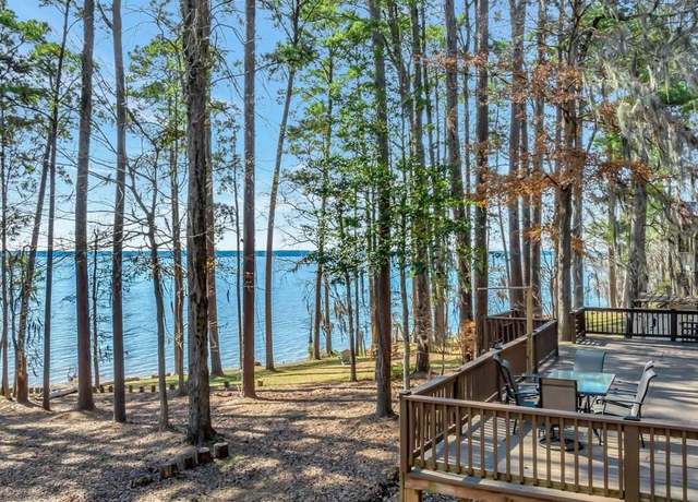 Property at 115 Walton Rd, Etoile, TX 75944, 3 beds, 3 baths