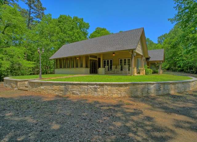 Property at 789 Vantage Pt, Hemphill, TX 75948, 3 beds, 2.5 baths