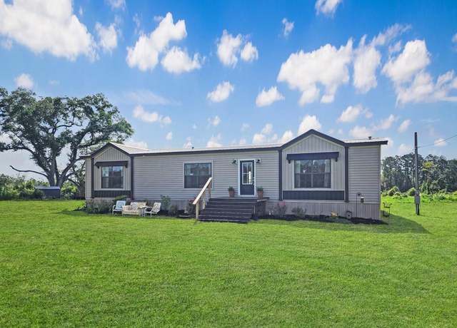 Property at 400 County Road 510, Kirbyville, TX 75956, 3 beds, 2 baths
