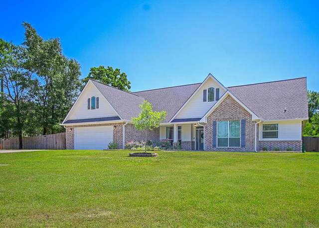 Property at 101 Rustic Pines Dr, Lufkin, TX 75904, 4 beds, 3 baths