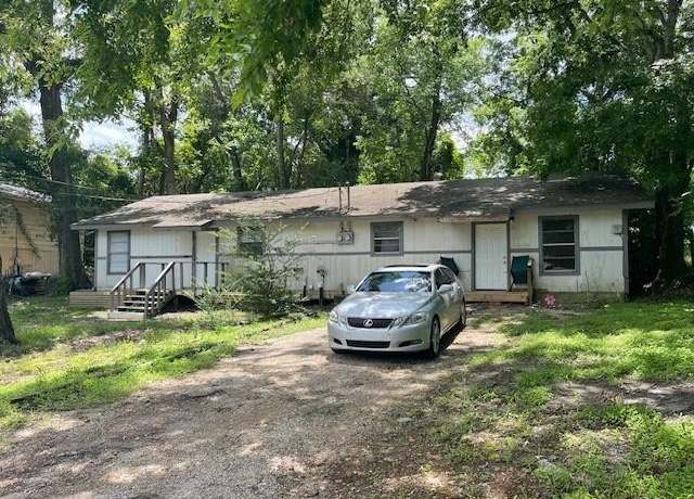 Property at 224/226 Jerri St, Lufkin, TX 75901, 6 beds, 2 baths