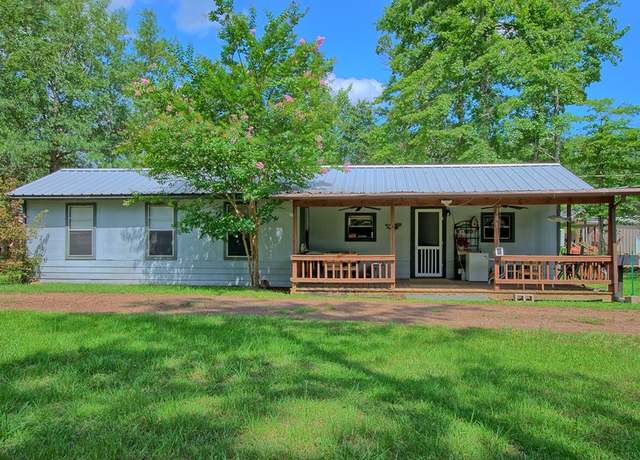 Property at 181 Pineridge Dr, Hemphill, TX 75948, 2 beds, 2 baths