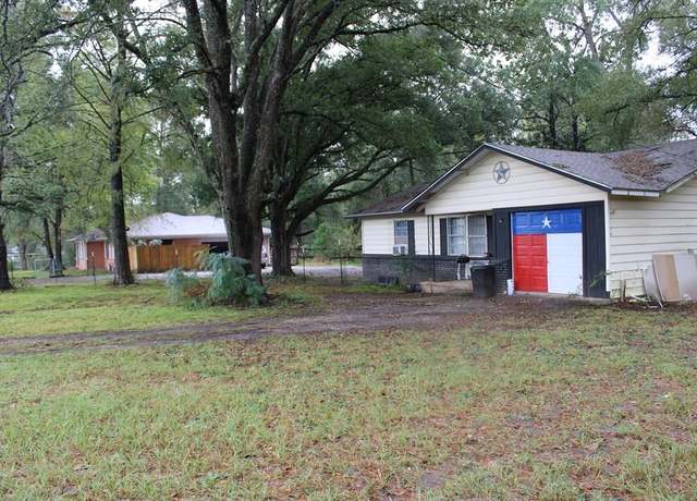 Property at 22766, 22750 US Hwy 69 S, Zavalla, TX 75980, 5 beds, 3 baths