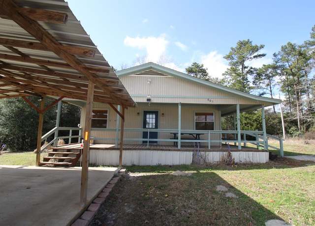 Property at 805 Turpentine Dr, Colmesneil, TX 75938, 2 beds, 1.5 baths