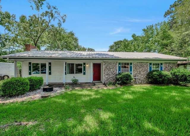 Property at 1313 Glass Ave, Diboll, TX 75941, 3 beds, 1.5 baths