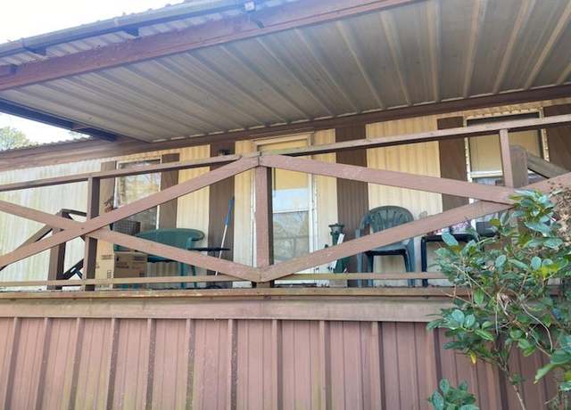 Property at 140 Beasley Ln, Milam, TX 75959, 3 beds, 1 bath