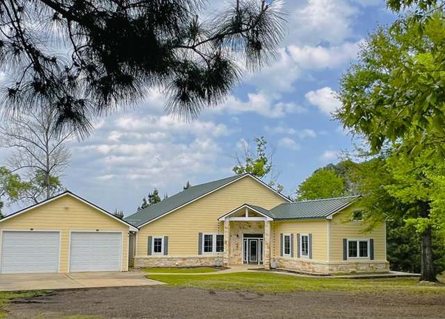 Property at 320 Nine Mile Rd, Milam, TX 75959, 3 beds, 2.5 baths