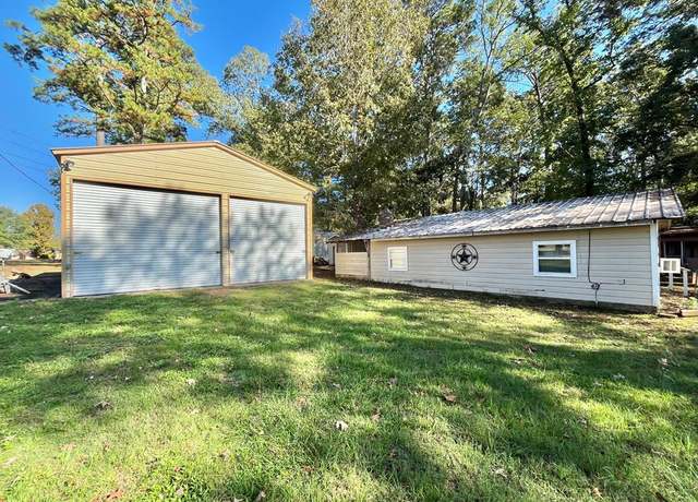 Property at 101 Sabine Cir, Hemphill, TX 75948, 2 beds, 1.5 baths