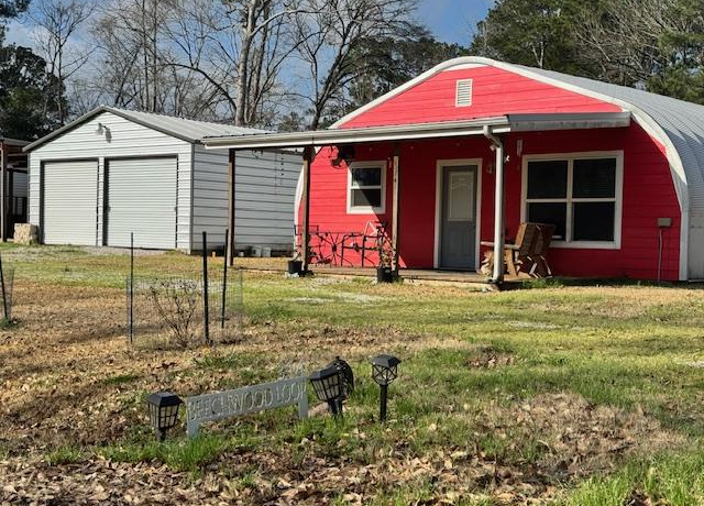 Property at 314 Beechwood Loop, Hemphill, TX 75948, 2 beds, 2 baths