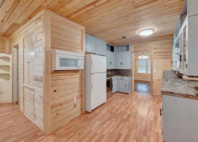 Property at 2524 US Hwy 69 N, Lufkin, TX 75904, 5 beds, 7 baths