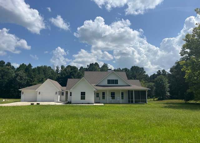 Property at 1198 Sycamore, Lufkin, TX 75901, 3 beds, 2 baths