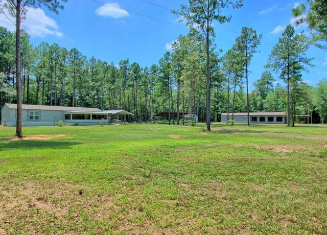 Property at 1350 & 1320 County Road 020, Jasper, TX 75951, 4 beds, 4 baths